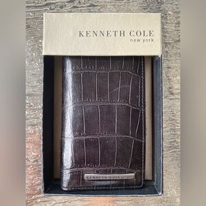 Kenneth Cole New York Dark Brown Croc-Embossed Card Holder Italian Calfskin
